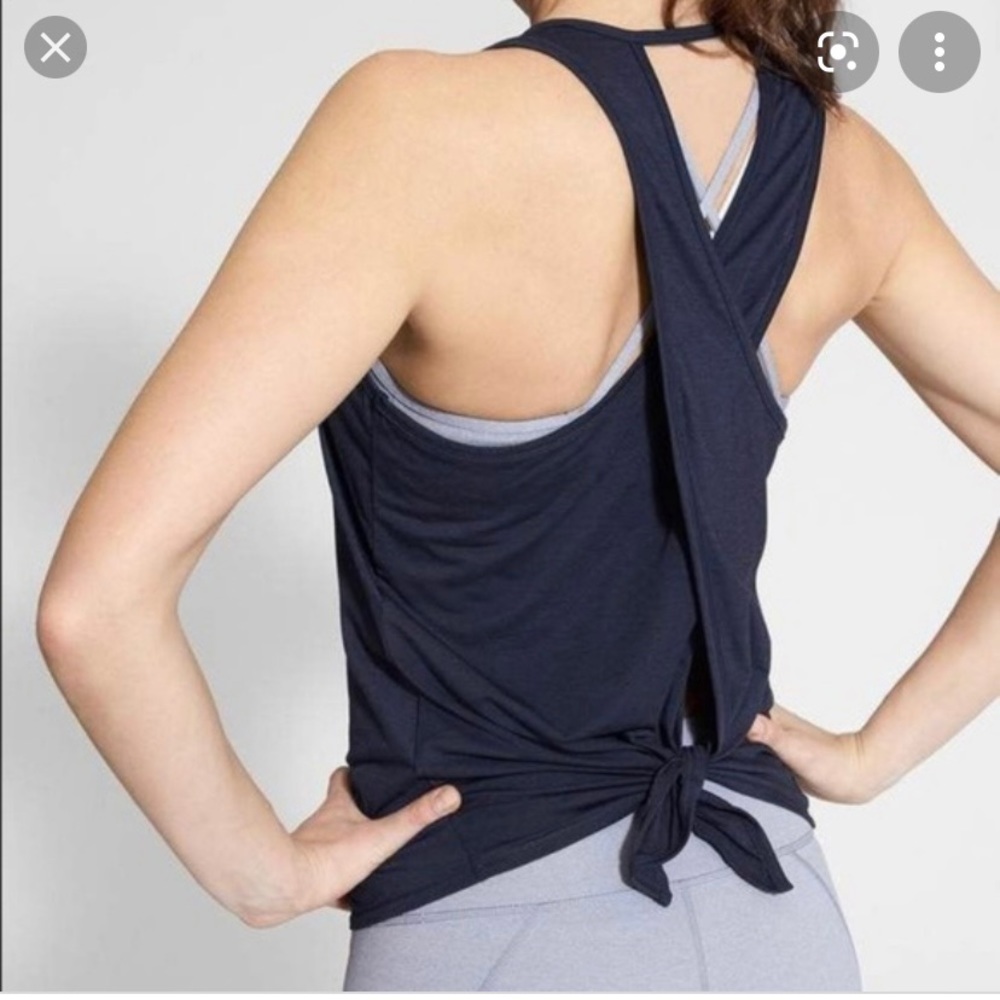 Athleta essence tie back tank